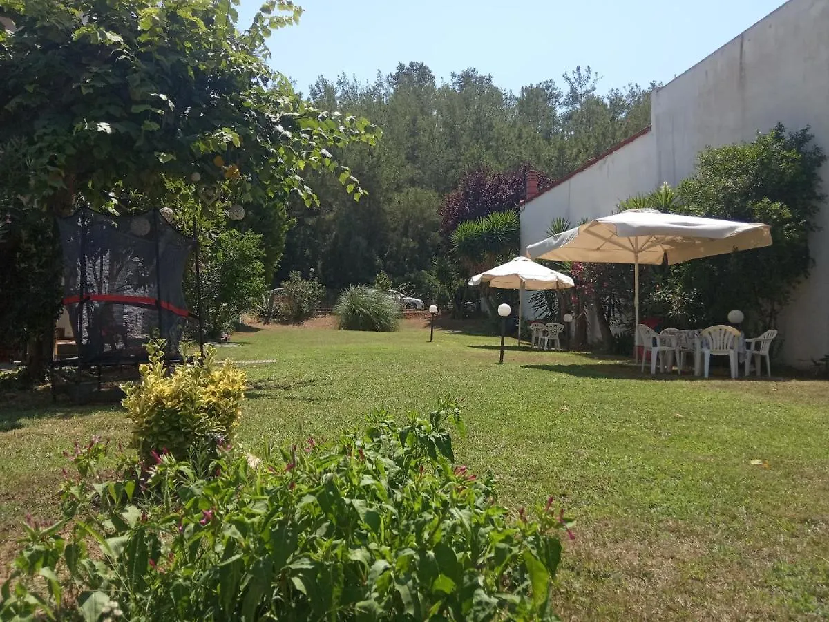 Vangeli'S Garden House Aparthotel Nea Poteidaia
